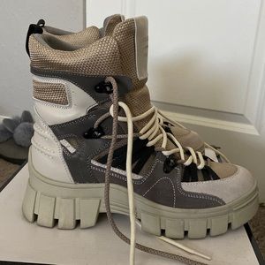 Guess boots; Size 8.5; Tan, black and gray